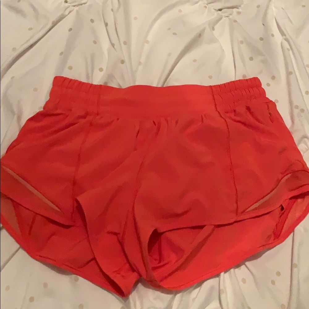 carnation red lulu hotty hot 2.5 inch worn 2x